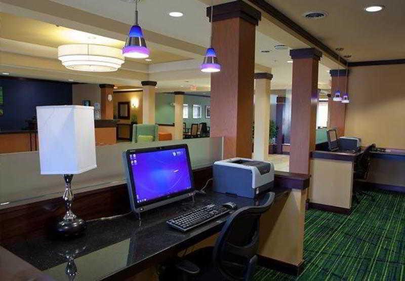 Fairfield Inn And Suites Flint Fenton Exterior photo