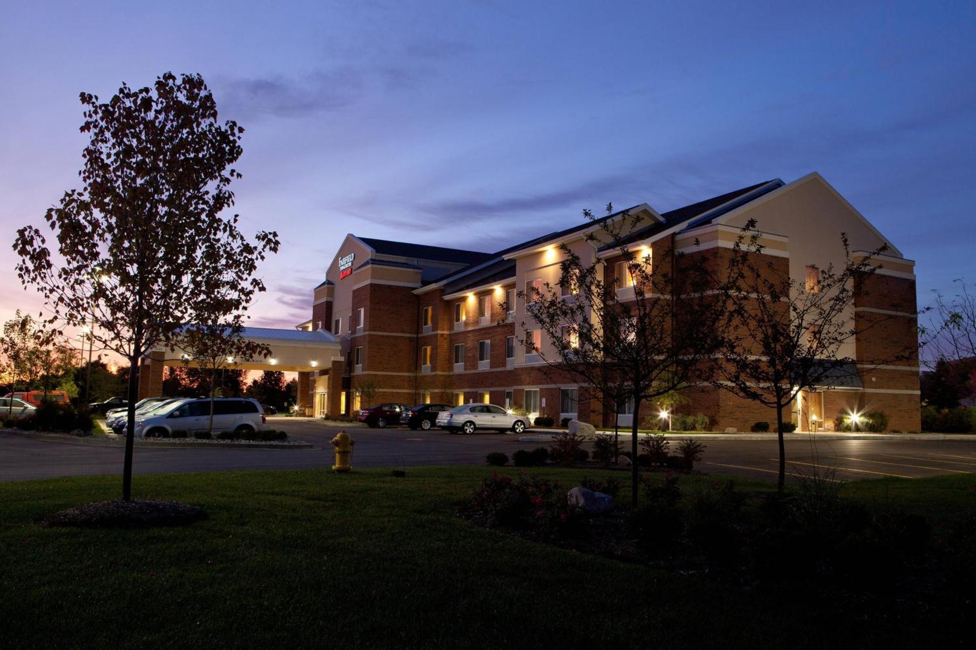 Fairfield Inn And Suites Flint Fenton Exterior photo